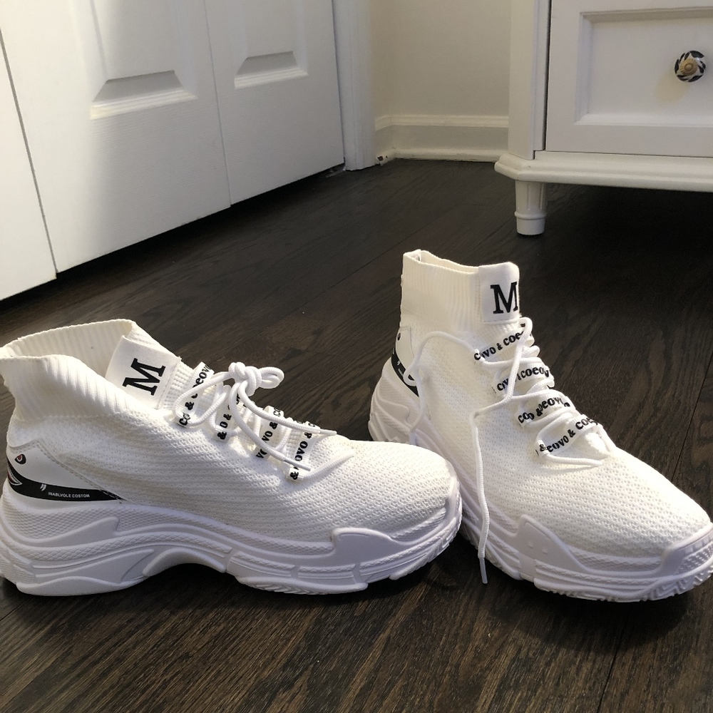 Men Size 9 Sneakers